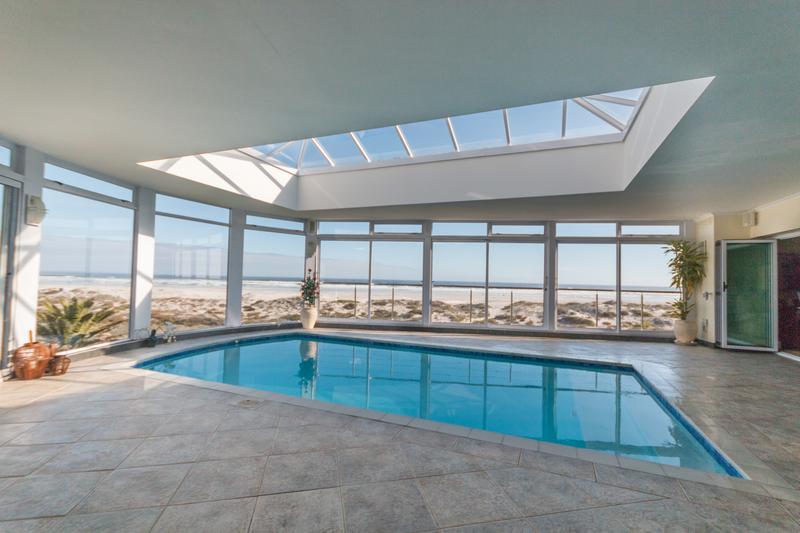 2 Bedroom Property for Sale in Van Riebeeckstrand Western Cape